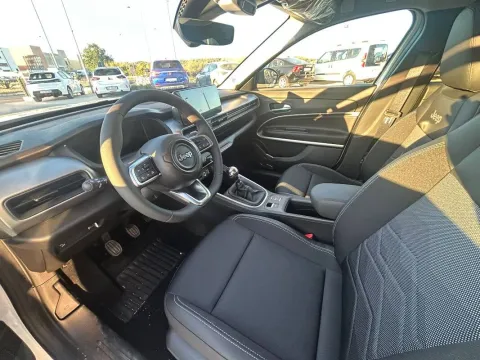 Jeep Avenger 1.2 turbo Summit fwd 100cv - Immagine 14