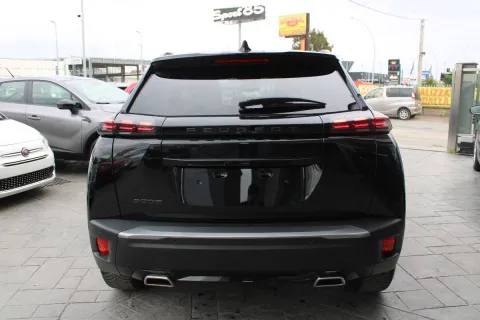 Peugeot 2008 1.2 puretech Allure s&s 130cv eat8 - Immagine 7