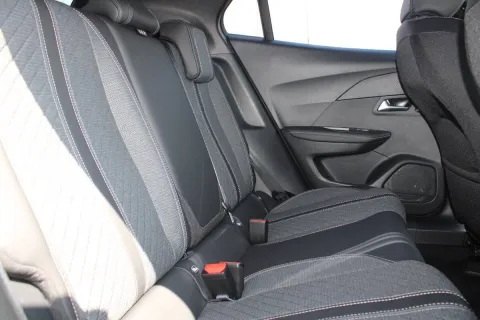 Mitsubishi L200 d.cab 2.5 tdi GLS Target 2ab 4wd - Immagine 9