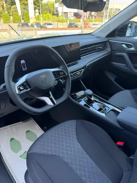 Nissan Qashqai 1.3 mhev N-Connecta 2wd 140cv - Immagine 8