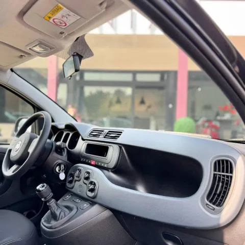 Fiat Panda 1.0 firefly hybrid s&s 70cv - Immagine 12