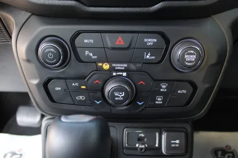 Jeep Renegade 1.3 t4 phev Limited 4xe at6 - Immagine 15