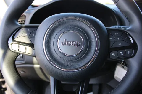 Jeep Renegade 1.3 t4 phev Limited 4xe at6 - Immagine 19