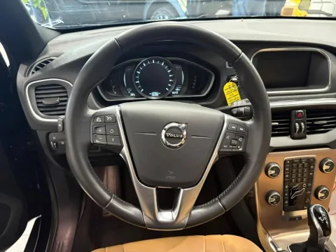 Volvo V40 Cross Country 2.0 t4 Summum awd geartronic - Immagine 9