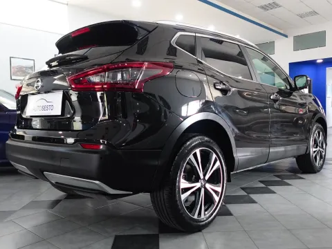 Nissan Qashqai 1.5 dci N-Connecta 115cv - Immagine 4