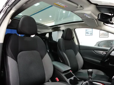 Nissan Qashqai 1.5 dci N-Connecta 115cv - Immagine 27