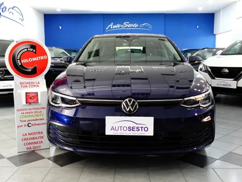 Volkswagen Golf 1.5 etsi evo Life 130cv dsg - Immagine 1