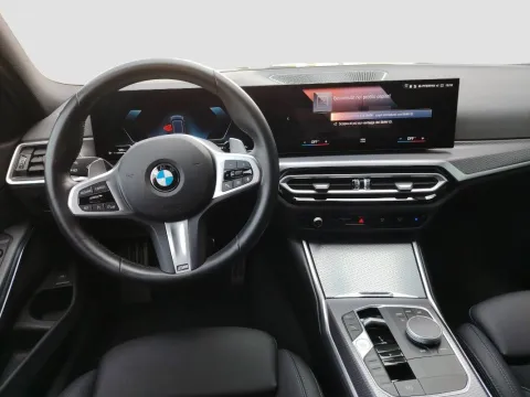 BMW 320d Touring mhev 48V xdrive auto - Immagine 14