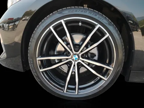 BMW 320d Touring mhev 48V xdrive auto - Immagine 20