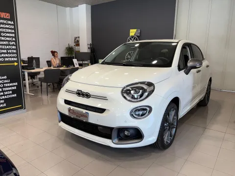 Fiat 500X 1.5 t4 hybrid Sport 130cv dct - Immagine 1