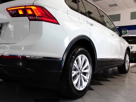 Volkswagen Tiguan 2.0 tdi Life 150cv dsg - Immagine 8