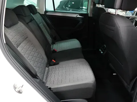 Volkswagen Tiguan 2.0 tdi Life 150cv dsg - Immagine 31