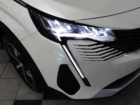 Peugeot 3008 1.5 bluehdi Allure Pack s&s 130cv - Immagine 14