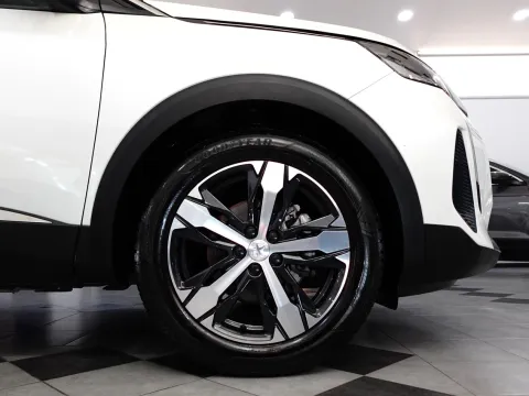 Peugeot 3008 1.5 bluehdi Allure Pack s&s 130cv - Immagine 15