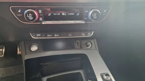 BMW 330dA Touring xdrive Luxury - Immagine 19