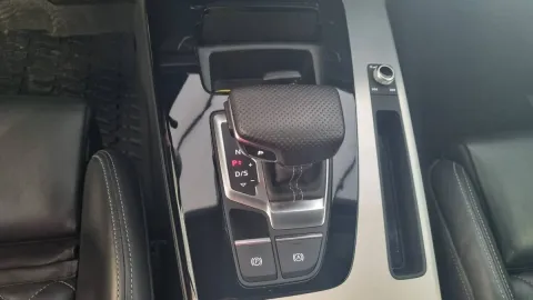 BMW 330dA Touring xdrive Luxury - Immagine 21