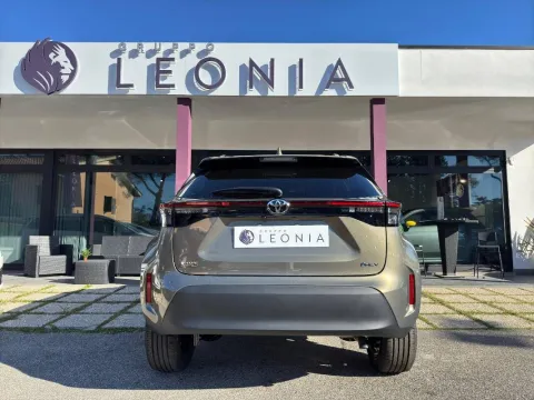 Toyota Yaris Cross 1.5h Trend awd-i 130cv e-cvt - Immagine 5