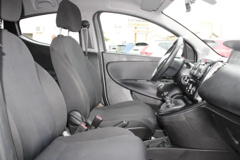 Volkswagen Polo 5p 1.4 tdi Comfortline 75cv - Immagine 13