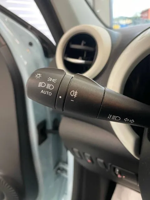 Renault Twingo Zen 22kWh - Immagine 15