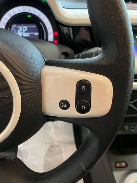 Renault Twingo Zen 22kWh - Immagine 16