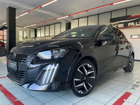 Peugeot 208 1.2 puretech GT s&s 100cv - Immagine 1