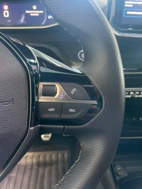Peugeot 208 1.2 puretech GT s&s 100cv - Immagine 13