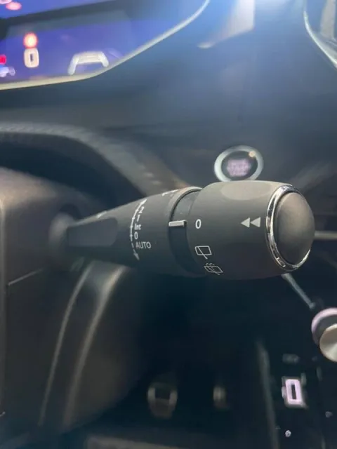 Peugeot 208 1.2 puretech GT s&s 100cv - Immagine 20