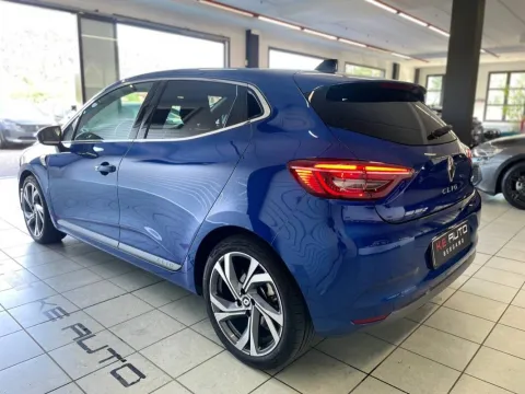 Renault Clio 1.6 E-Tech hybrid R.S. Line 140cv auto - Immagine 6