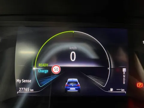 Renault Clio 1.6 E-Tech hybrid R.S. Line 140cv auto - Immagine 27