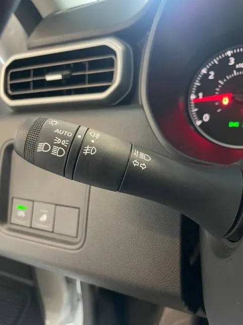 Dacia Duster 1.0 tce Journey UP Gpl 4x2 100cv - Immagine 21