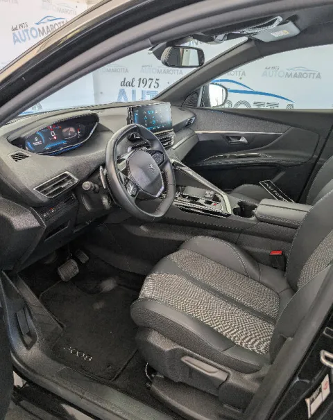 Peugeot 3008 1.5 bluehdi Allure Pack s&s 130cv eat8 - Immagine 17