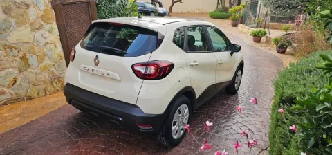Renault Captur 1.5 dci Life 90cv my18 - Immagine 4