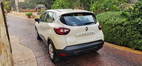 Renault Captur 1.5 dci Life 90cv my18 - Immagine 5
