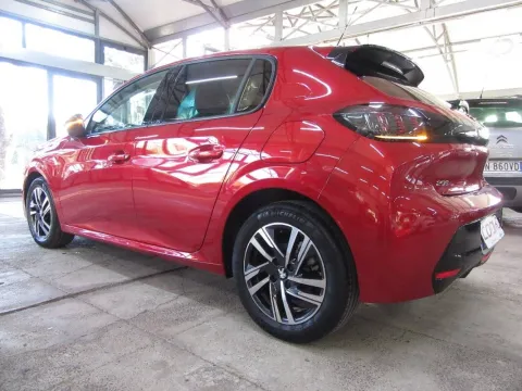 Peugeot 208 1.2 puretech Allure Pack s&s 75cv - Immagine 5