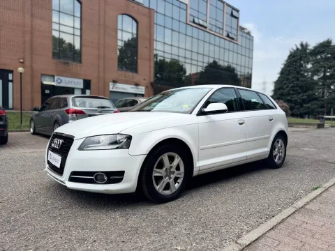Audi A3 Sportback 1.6 tdi Ambition - Immagine 1