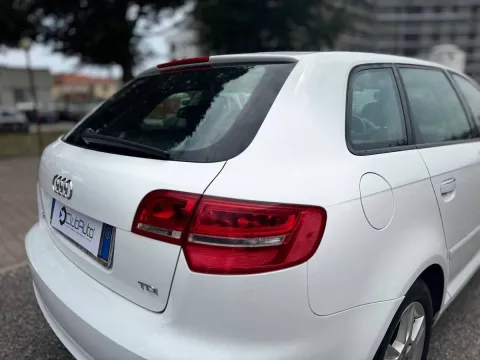 Audi A3 Sportback 1.6 tdi Ambition - Immagine 14