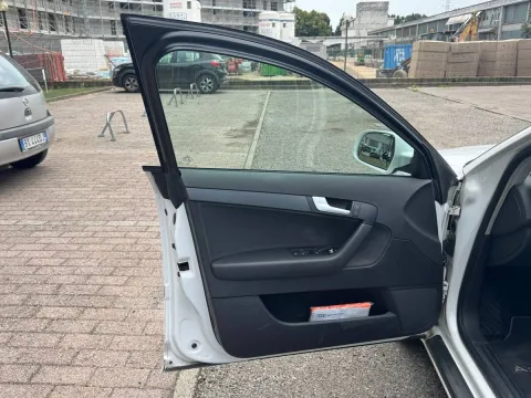 Audi A3 Sportback 1.6 tdi Ambition - Immagine 17