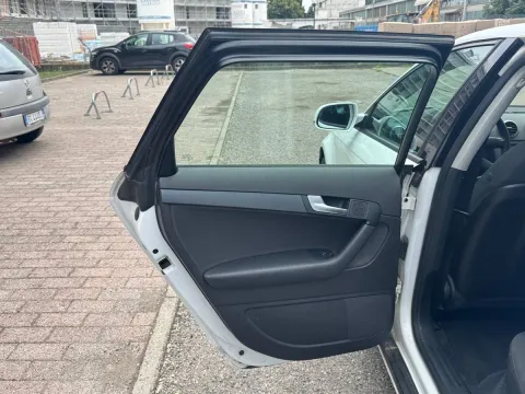 Audi A3 Sportback 1.6 tdi Ambition - Immagine 18