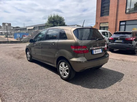 Mercedes B 180 (170) ngt be Chrome - Immagine 7