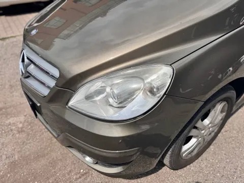 Mercedes B 180 (170) ngt be Chrome - Immagine 9