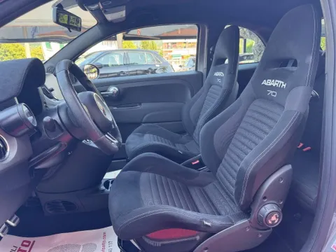 Abarth 695 1.4 t-jet 70th 180cv - Immagine 11