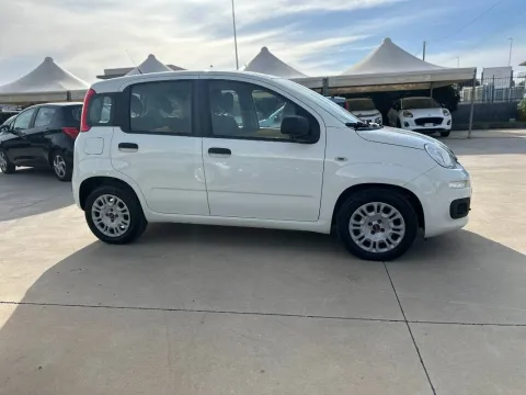 Fiat Panda 1.3 mjt 16v Easy s&s 95cv - Immagine 5
