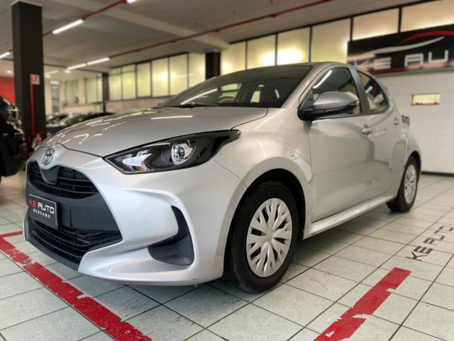 Toyota Yaris 1.5h Trend - Immagine 1