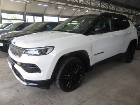 Jeep Compass 1.6 mjt S 2wd 130cv - Immagine 4