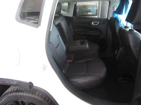 Jeep Compass 1.6 mjt S 2wd 130cv - Immagine 10