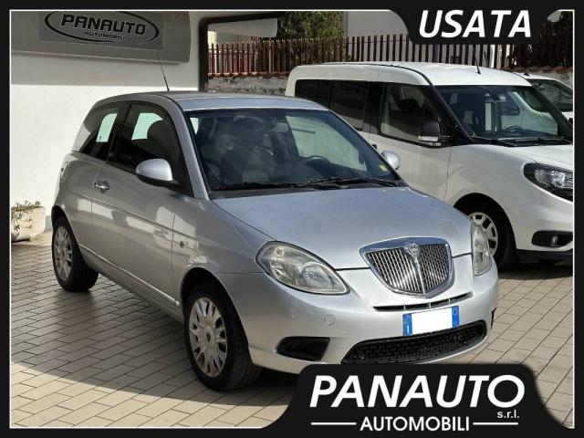 Lancia Ypsilon 1.2 8v Diva 69cv - Immagine 1
