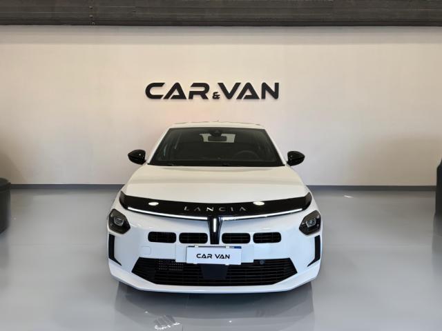 Lancia Ypsilon 1.2 mhev Edizione Cassina e-dct - Immagine 1