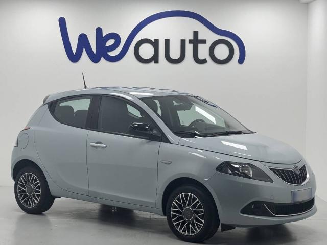 Lancia Ypsilon III 1.0 firefly hybrid Gold s&s 70cv 5p.ti - Immagine 1