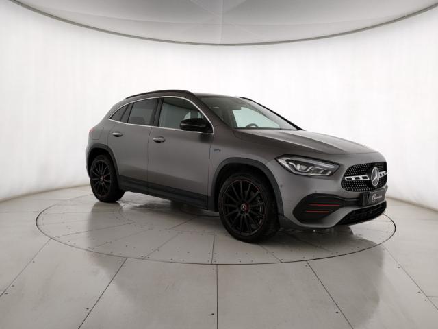 Mercedes GLA 250 e phev (eq-power) Premium auto - Immagine 1