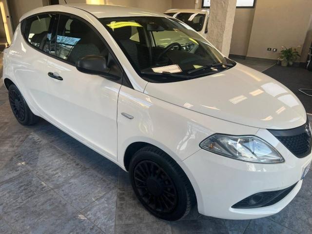 Lancia Ypsilon 1.2 Elefantino Blu s&s 69cv my19 - Immagine 1